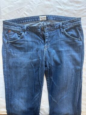 Hudson Jeans Women's Mid Wash Blue Boot Cut Jeans